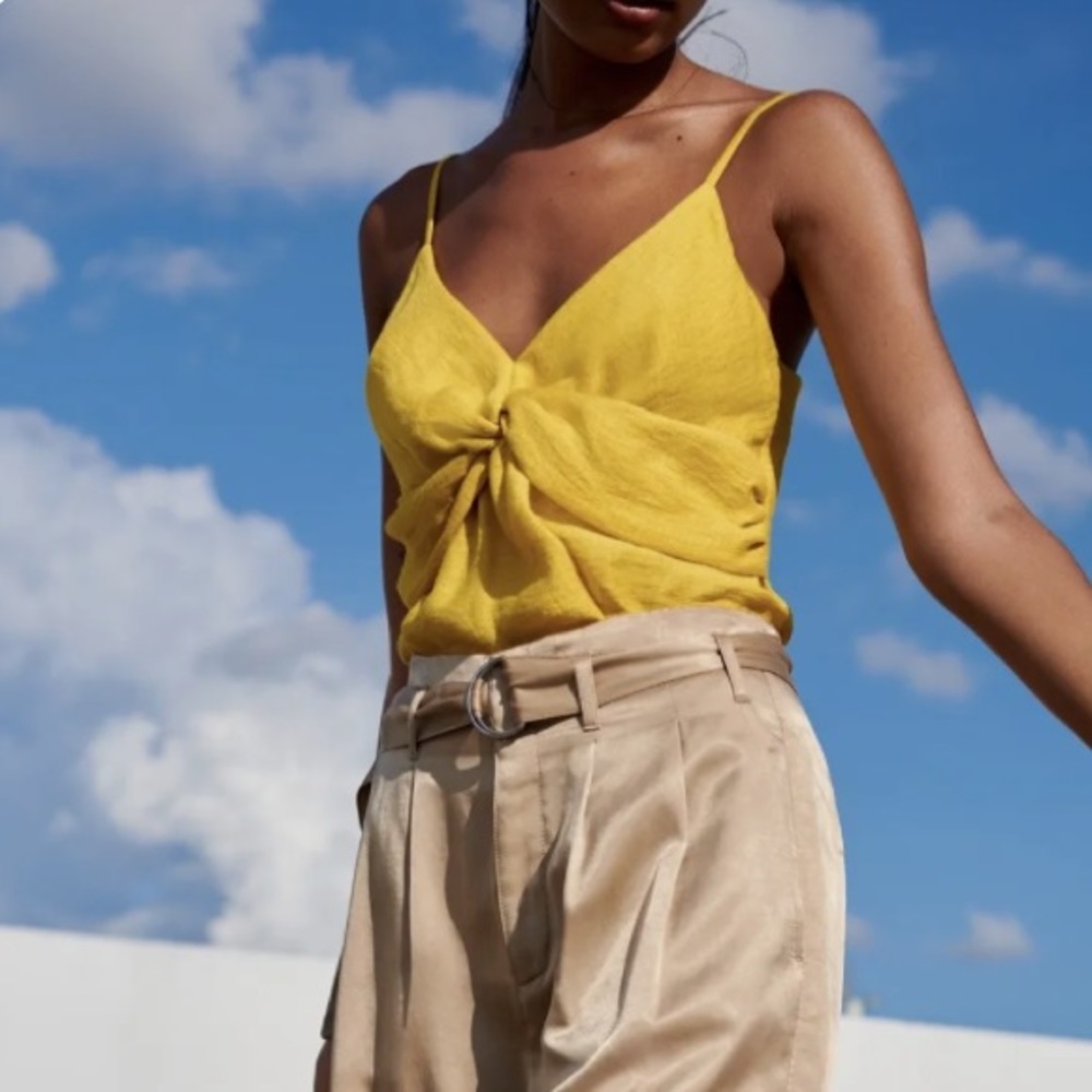 Banana Republic Solid White Twisted Camisole Top … - image 5